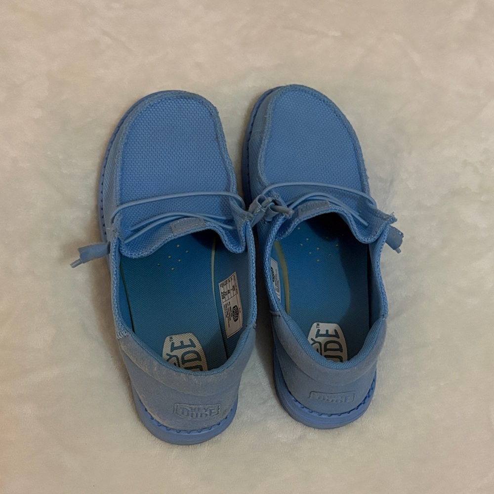 Hey Dude Wendy Women’s sz 9 Rare Light Blue